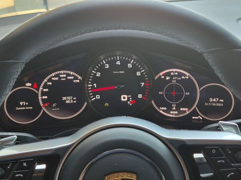 Used 2023 Porsche Cayenne Coupe AWD/4WD image 15