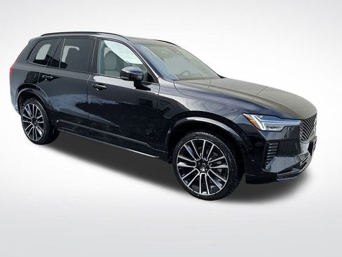 New 2026 Volvo XC90 B6 Ultra w/ Lounge Package image 7