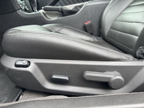 Used 2012 Ford Mustang GT Premium RWD image 12
