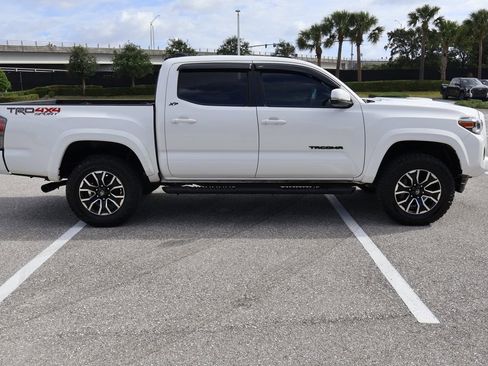 Certified 2023 Toyota Tacoma TRD Sport AWD/4WD image 7