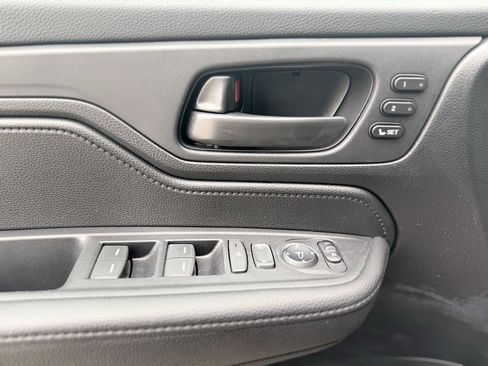 Used 2025 Honda Odyssey Sport-L image 24