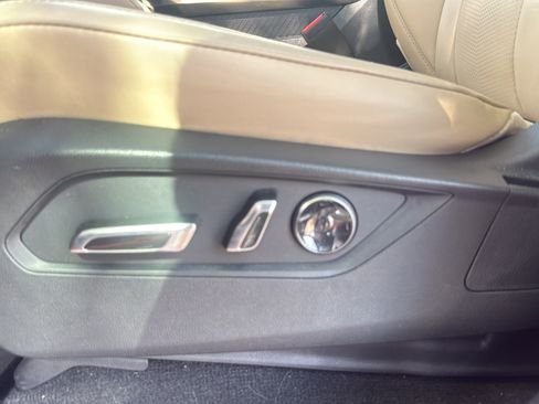 Used 2025 Acura MDX FWD w/ Technology Package image 11