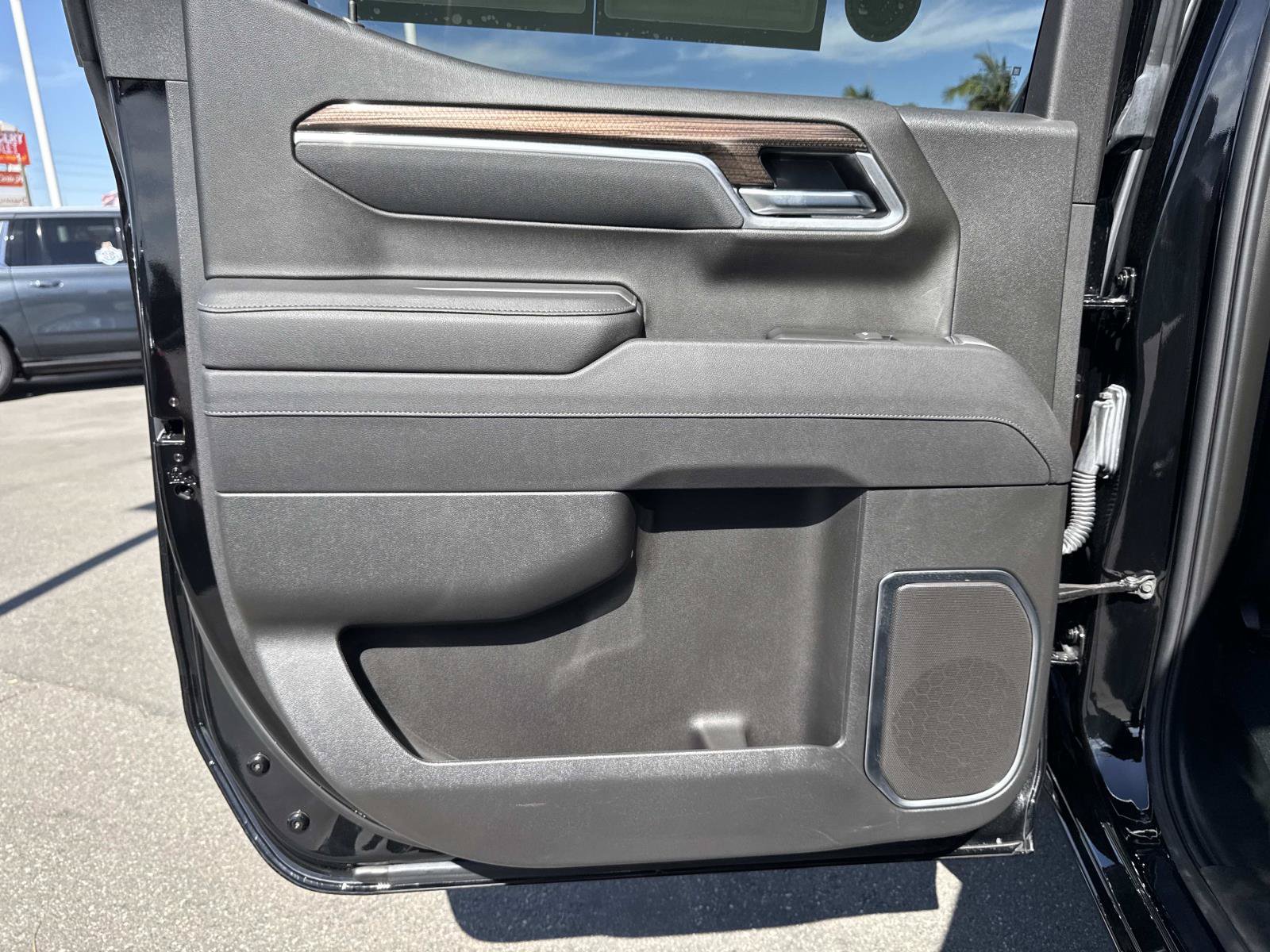 Used 2025 Chevrolet Silverado 1500 RST w/ LPO, Dark Essentials Package RWD image 26