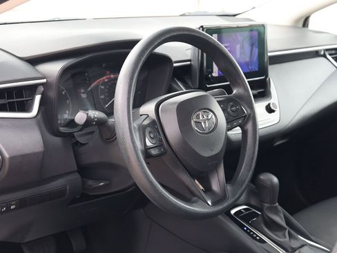 Used 2024 Toyota Corolla LE image 11