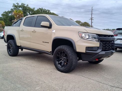 Used 2021 Chevrolet Colorado ZR2 w/ ZR2 Dusk Special Edition image 14
