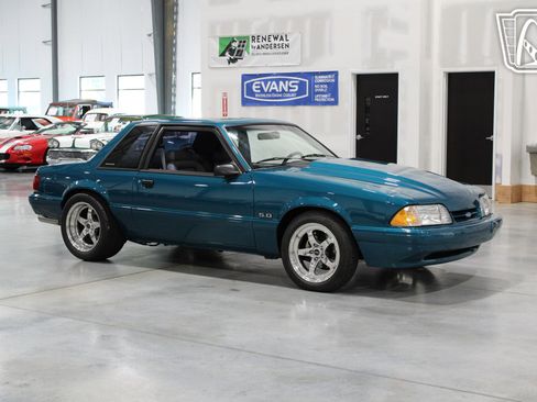 Used 1993 Ford Mustang LX image 5
