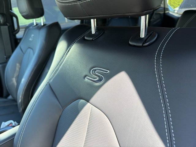 New 2026 Chrysler Pacifica Select w/ S Appearance Package FWD image 21