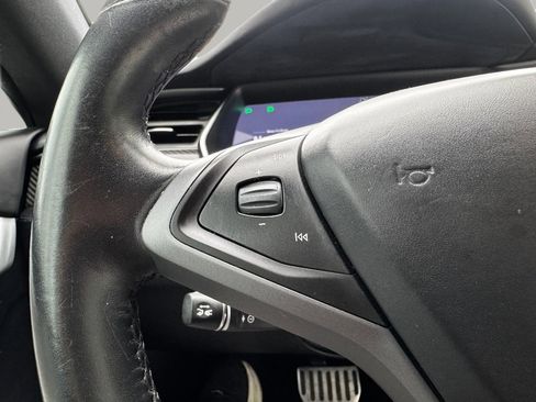 Used 2018 Tesla Model S 100D image 23