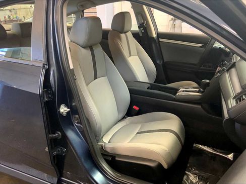 Used 2018 Honda Civic LX image 7