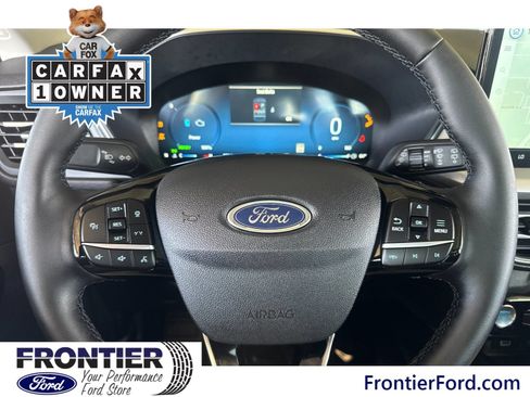 Used 2025 Ford Escape SE w/ PHEV Premium Package FWD image 25