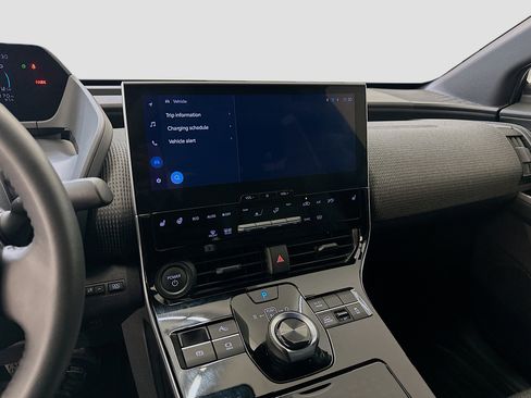 Used 2025 Toyota bZ4X AWD w/ Weather Package image 26