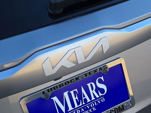 Used 2022 Kia Seltos EX image 13