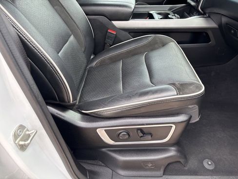 Certified 2025 RAM 1500 Laramie AWD/4WD image 26