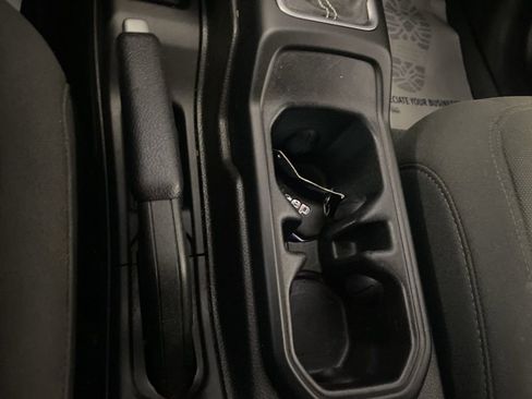 Used 2018 Jeep Wrangler Unlimited Sahara image 44