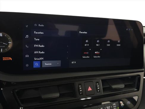 Certified 2025 Lexus ES 350 Premium w/ Premium Package image 26