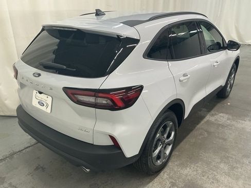 New 2026 Ford Escape ST-Line w/ Tech Pack #1 image 3