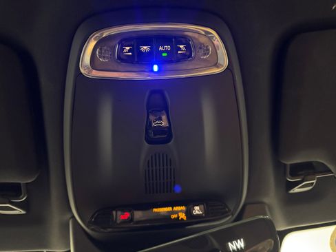 Used 2018 Volvo V90 T6 Cross Country w/ Convenience Package image 19