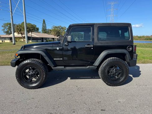 Used 2013 Jeep Wrangler Sport image 3