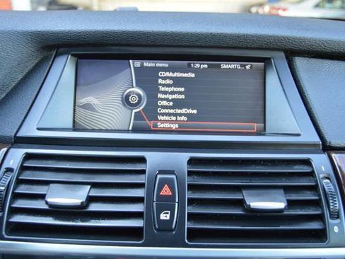Used 2013 BMW X5 xDrive35i image 22
