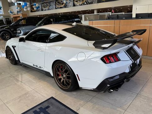 Used 2024 Ford Mustang GT Premium w/ GT Performance Package RWD image 6