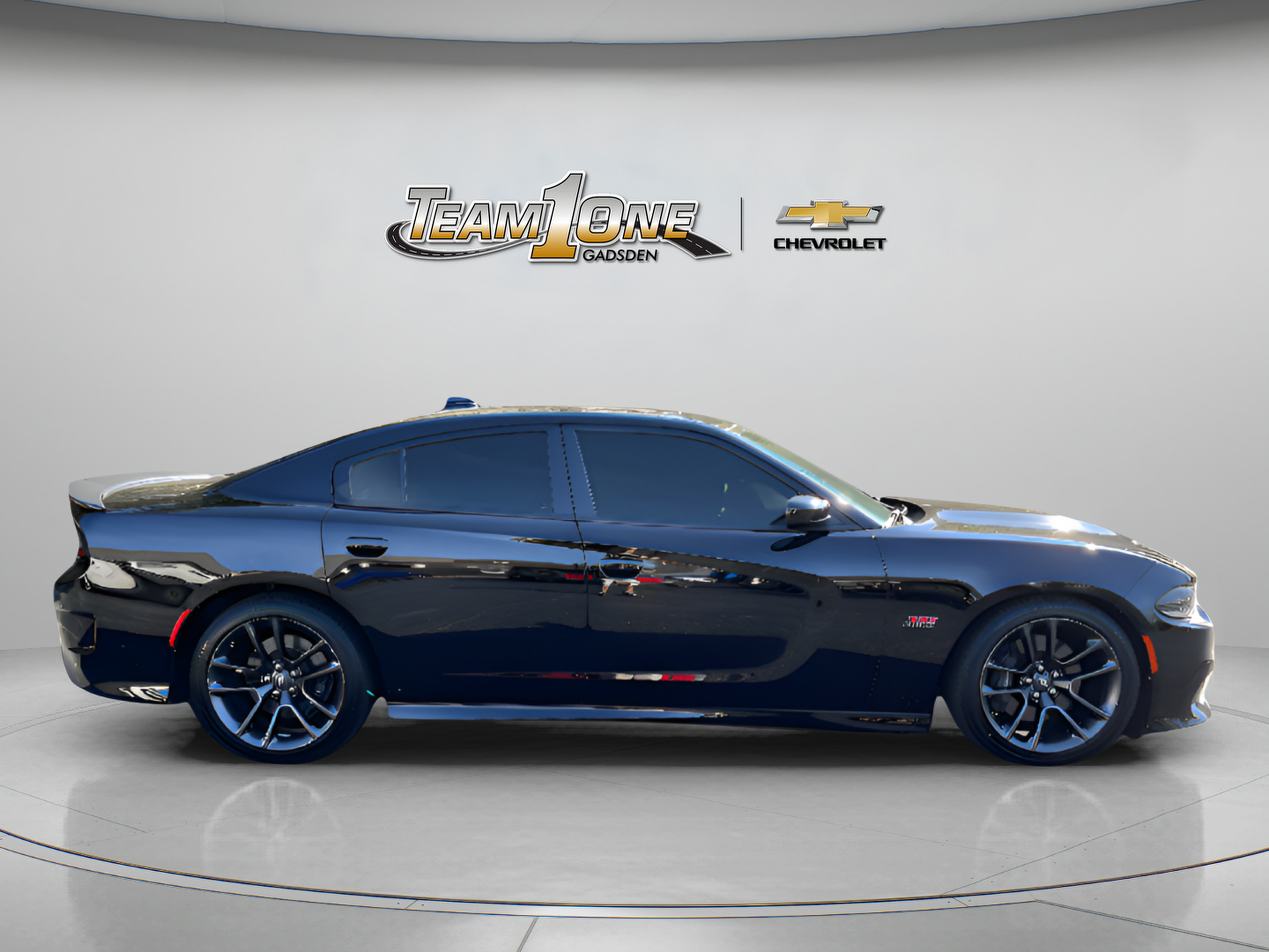 Used 2022 Dodge Charger Scat Pack w/ Plus Group RWD image 9