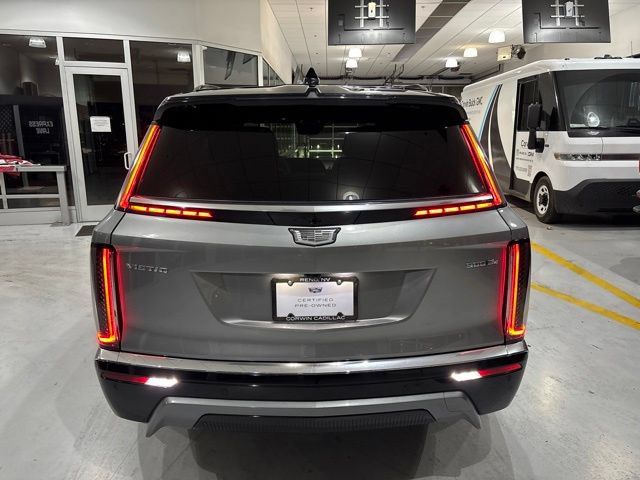 Certified 2026 Cadillac Vistiq Premium Luxury AWD/4WD image 7