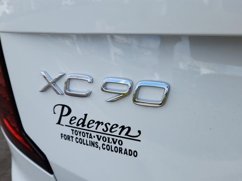 New 2026 Volvo XC90 B6 Plus w/ Protection Package Premier image 8