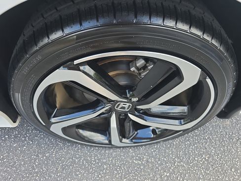 Certified 2022 Honda Accord Sport image 31