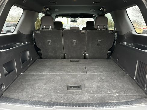 Used 2018 Ford Expedition XL w/ Fleet Convenience Package image 18