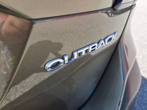 Used 2022 Subaru Outback Limited w/ Popular Package #2 AWD/4WD image 16