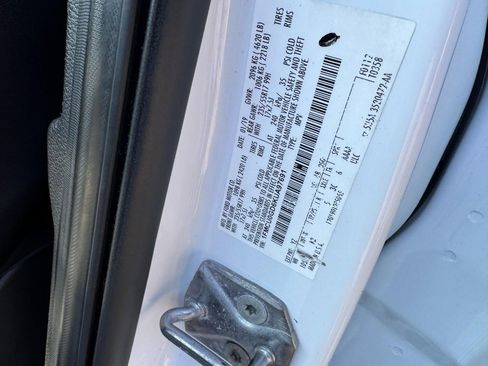 Used 2019 Ford Escape SE image 23