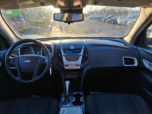 Used 2012 Chevrolet Equinox LS image 9