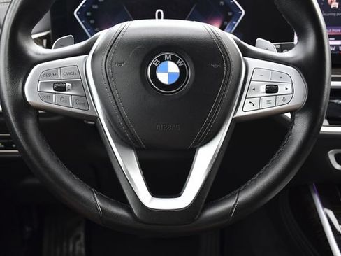 Used 2025 BMW X7 xDrive40i AWD/4WD image 7