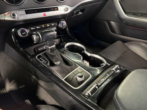 Used 2019 Kia Stinger RWD image 15
