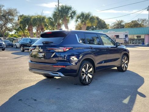 New 2026 Mitsubishi Outlander SE image 6