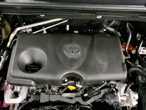 Used 2026 Toyota RAV4 XLE Premium AWD/4WD image 33