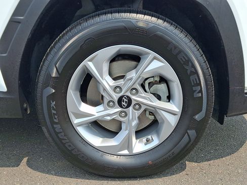 Certified 2024 Hyundai Tucson SE AWD/4WD image 8