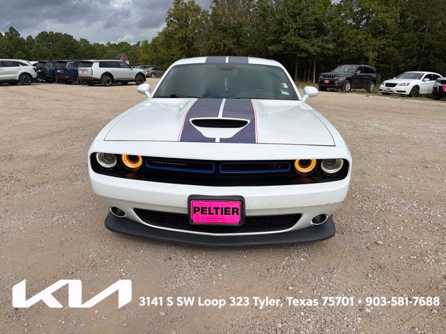 Used 2019 Dodge Challenger R/T w/ Driver Convenience Group RWD image 2