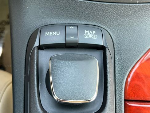Used 2011 Lexus RX 350 AWD w/ Premium Pkg image 29
