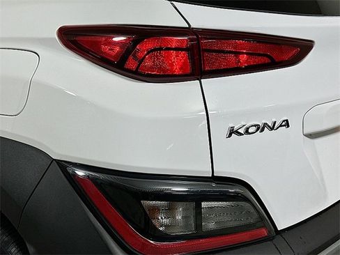 Used 2023 Hyundai Kona SEL image 31