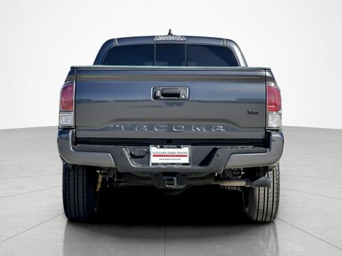 Certified 2022 Toyota Tacoma TRD Off-Road w/ TRD Premium Off Road Package image 4