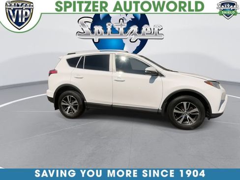 Used 2016 Toyota RAV4 XLE image 4