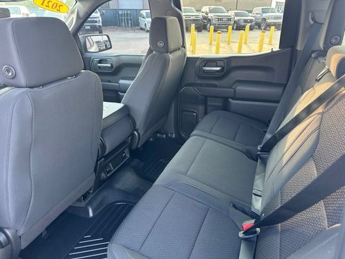 Used 2021 Chevrolet Silverado 1500 Custom AWD/4WD image 18