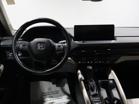 Used 2024 Honda Accord EX-L image 14