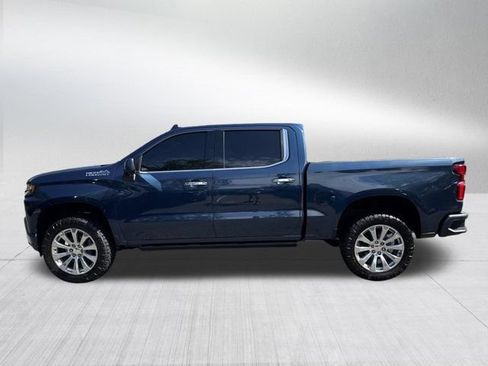 Used 2019 Chevrolet Silverado 1500 High Country w/ Technology Package AWD/4WD image 9