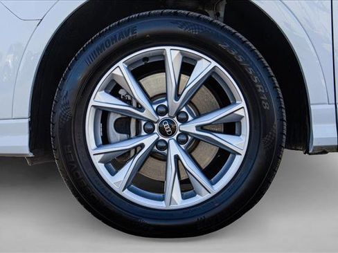 Used 2025 Audi Q3 2.0T Premium image 9