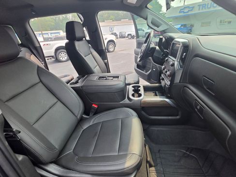Used 2021 Chevrolet Silverado 1500 RST w/ Convenience Package II AWD/4WD image 13
