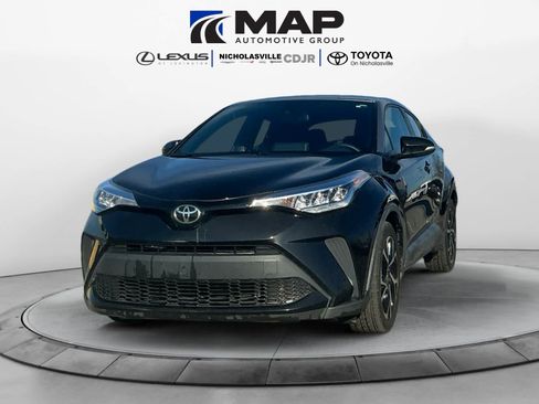 Used 2020 Toyota C-HR XLE image 1