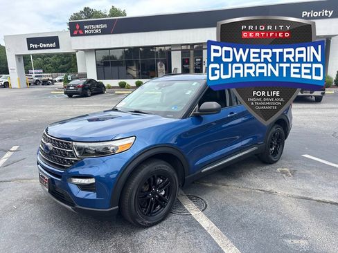 Used 2022 Ford Explorer XLT w/ Equipment Group 202A AWD/4WD image 7