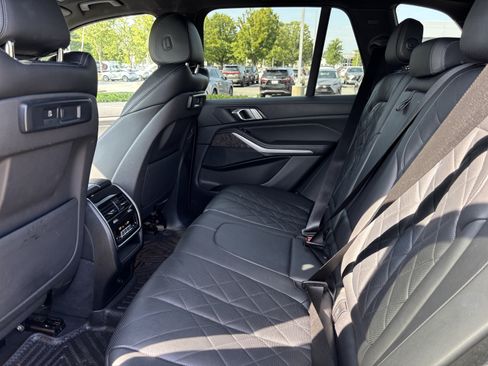 Used 2023 BMW X5 xDrive40i AWD/4WD image 33